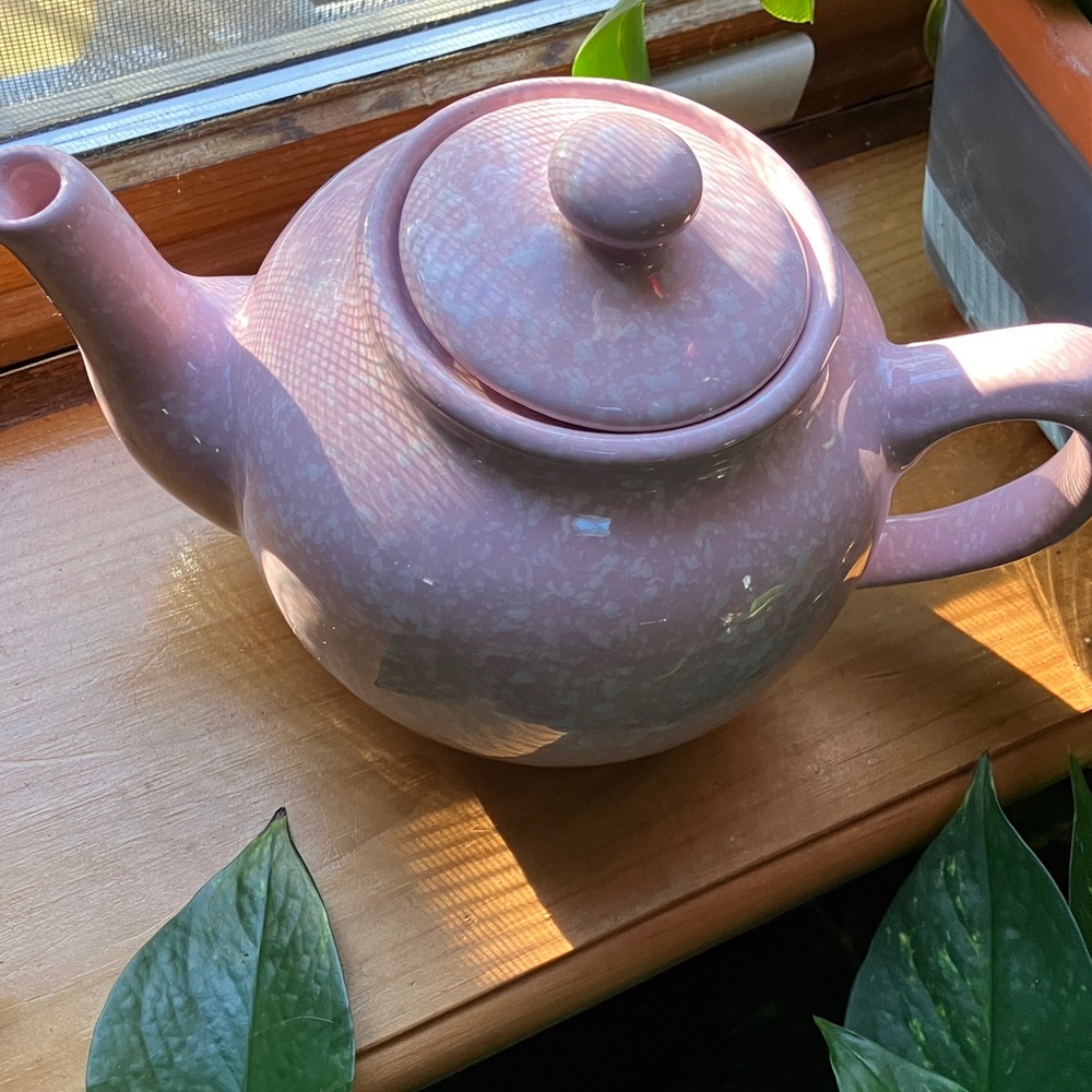 Pink Ceramic Teapot - Picture 10 of 11